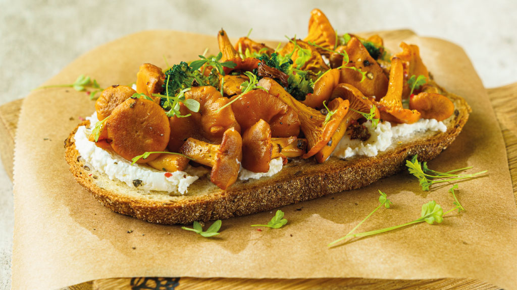 Pfifferlinge auf Brot Customized Foodservice